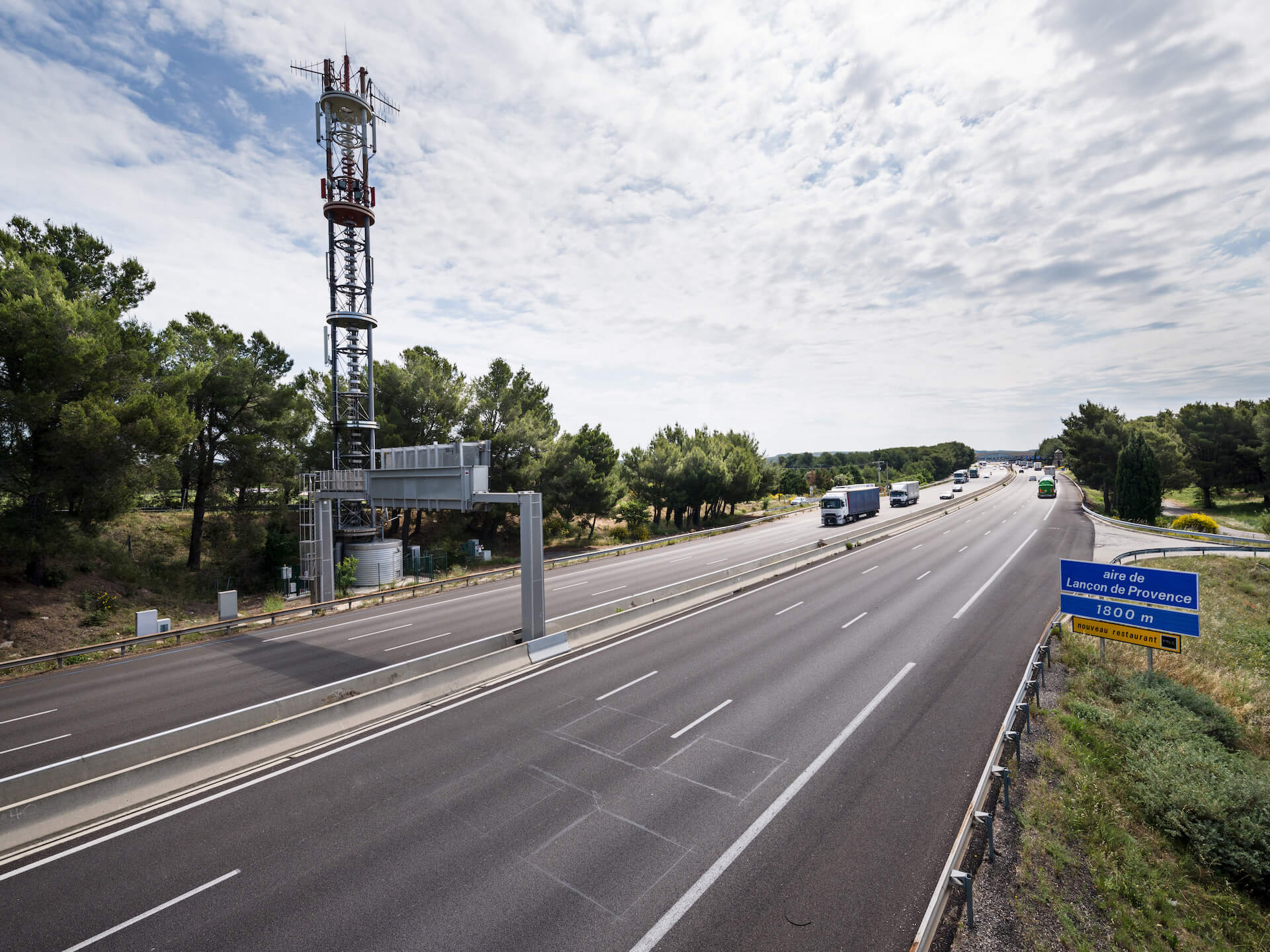 VIAVEÏS is a wholly-owned unit of VINCI Autoroutes